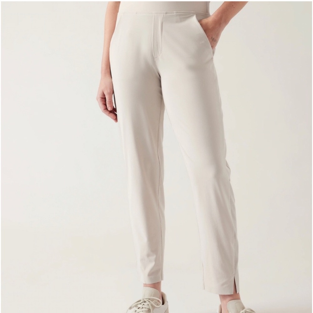 Athleta Brooklyn Textured Ankle Trouser Traveling Pant size 4 EUC